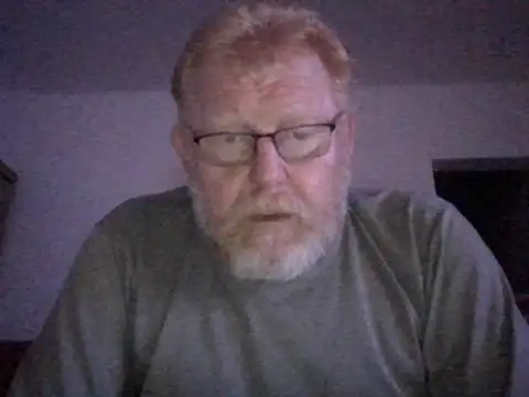 XXX chat uživo modela carli566