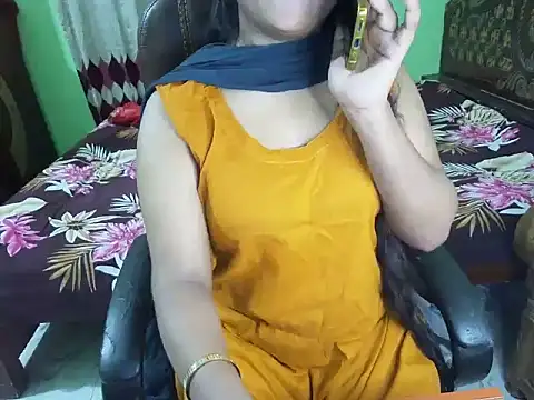 BengaliQueenStar's Live XXX Chat
