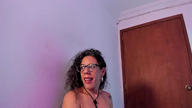 StarMilf Chat XXX in diretta