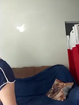 MILEIDE980's Live XXX Chat