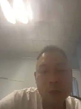 niuxige001 Chat XXX in diretta