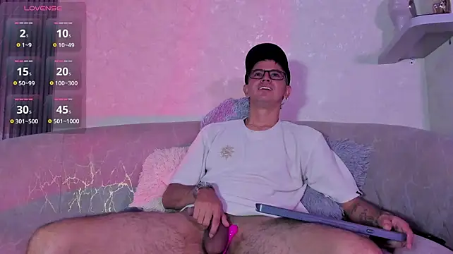 XXX chat uživo modela Ostin_Colt