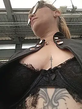 tata_sanz_ Adlı Modelin Canlı XXX Sohbeti