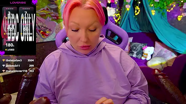 BlackedBarbie live XXX chat