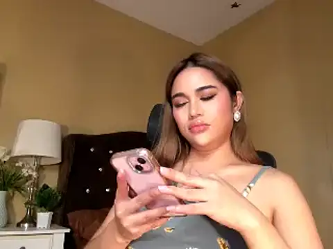 bellaswildcummern Live XXX chat