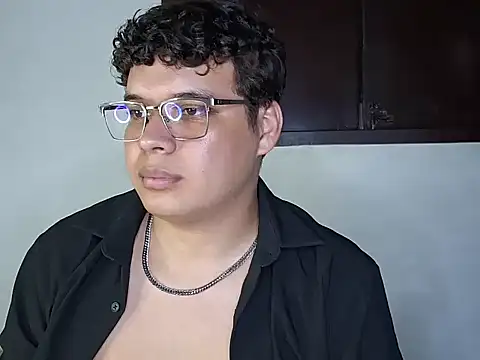 Chat +18 de LiamRoi ao vivo