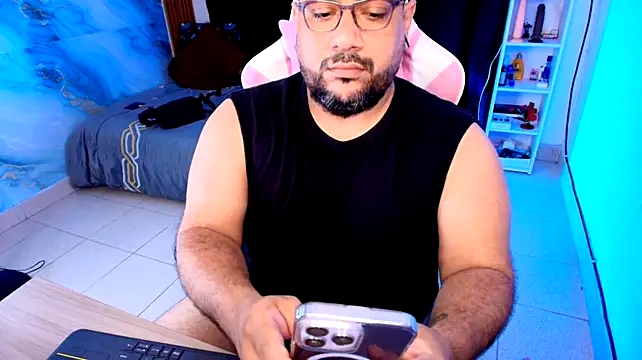 jacoob_woods Adlı Modelin Canlı XXX Sohbeti