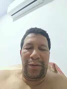 tutgfd – Naživo XXX chat
