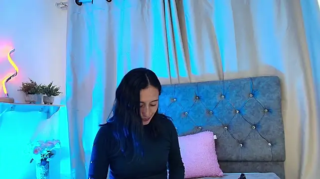 Ginevra_esposito Adlı Modelin Canlı XXX Sohbeti