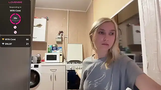 AngelJeni Adlı Modelin Canlı XXX Sohbeti