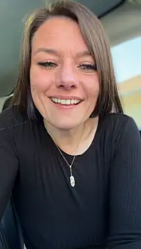 LadyLena1's Live XXX Chat