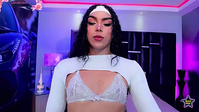 LYRA_STONE – Live XXX-chat