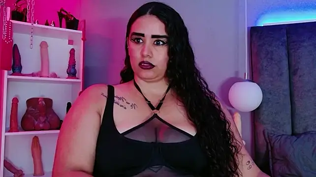 MariaGaitan লাইভ XXX চ্যাট