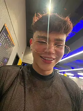 PRINCE_STEV élő XXX-chatje