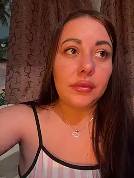 DaisyStreet's Live XXX Chat