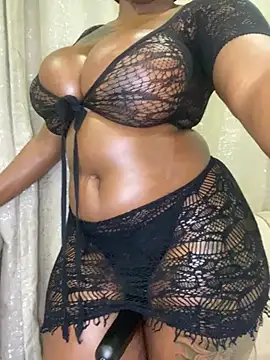 ZinaDomina Adlı Modelin Canlı XXX Sohbeti
