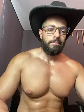 magnumchris Adlı Modelin Canlı XXX Sohbeti
