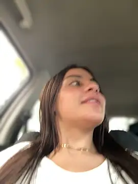 hannacruzsjr Adlı Modelin Canlı XXX Sohbeti