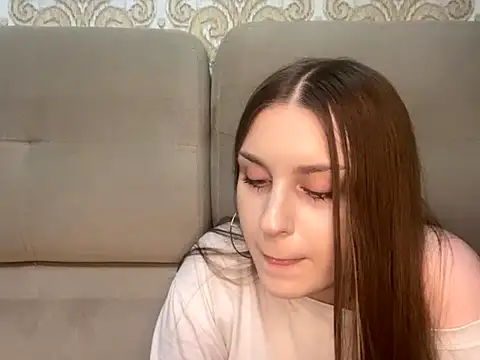Adelehello's Live XXX Chat