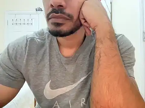 celibate-monk Webcam-Show