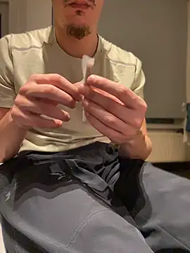 Hotdickxl – Naživo XXX chat
