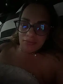 mariahotgirl Chat XXX live