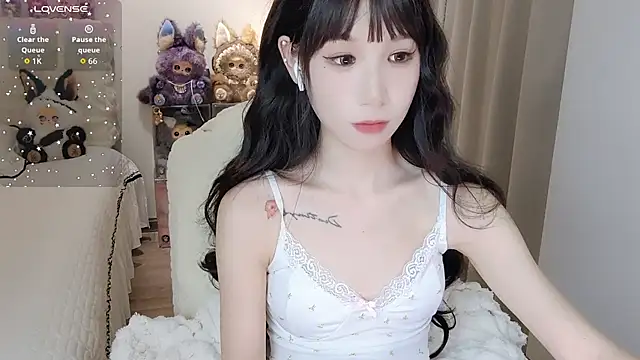 M-OTT_ Chat XXX in diretta