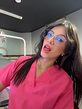 iris_cuteface Adlı Modelin Canlı XXX Sohbeti