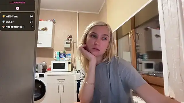 AngelJeni Chat XXX in diretta
