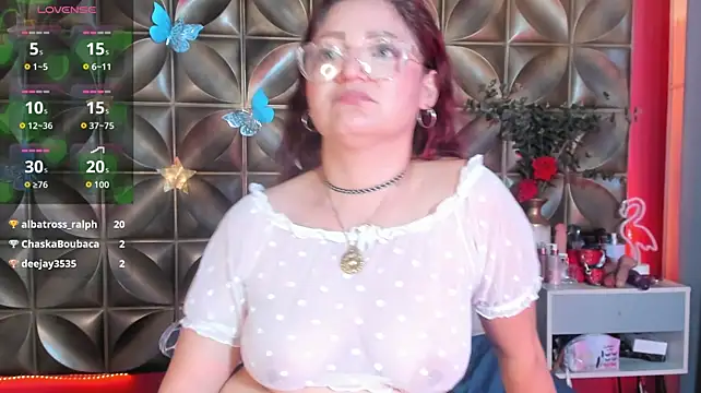 Gaia_rougee's Live XXX Chat