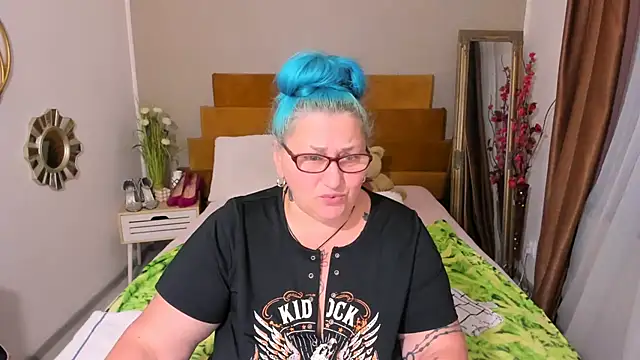 Sugarmommy_69X XXX чат на живо