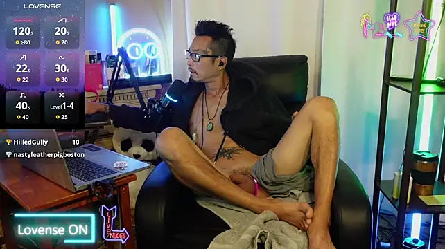 Ghost11_11's Live XXX Chat