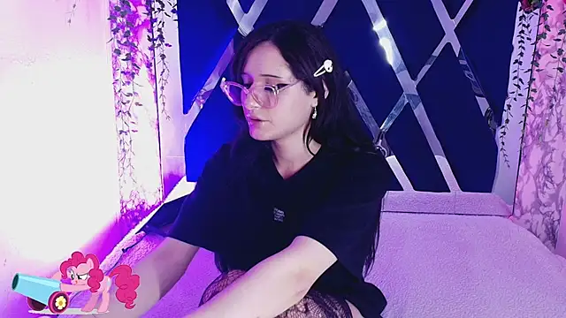 la_bommbastic XXX чат на живо