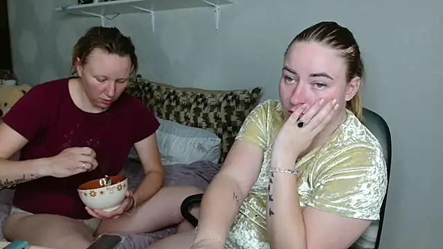 XXX chat uživo modela Aleks212026