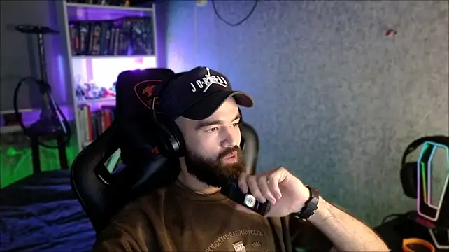 Chat XXX en directo de _Serious_Man