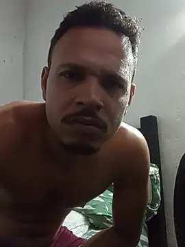 DANILOFERRAZATV élő XXX-chatje