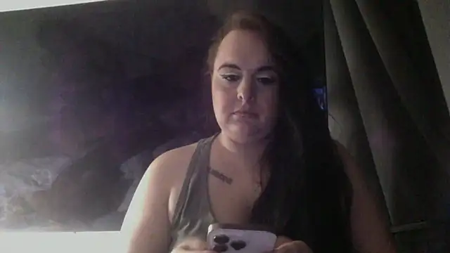 mrsredlipps live XXX chat