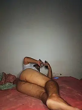 tarra122's Live XXX Chat