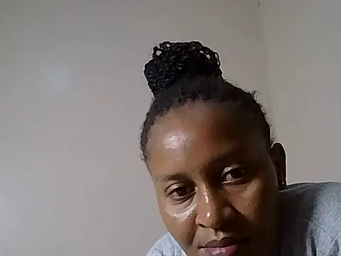 hotsycutesyn Live XXX chat