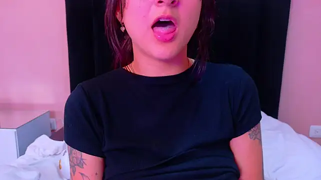 Raven_y_vex_ Live XXX Chat