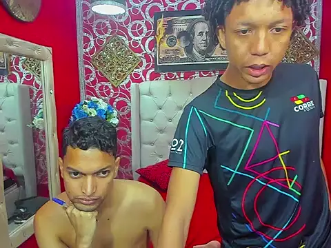 skinny20boy Live XXX-Chat
