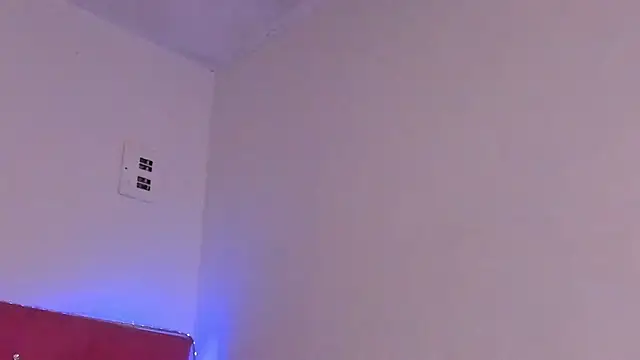EmmilyRosee Live XXX Chat