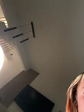 Chat +18 de ObviouslyPeachy ao vivo
