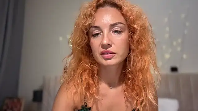 Reddgiirl 即時 XXX 聊天
