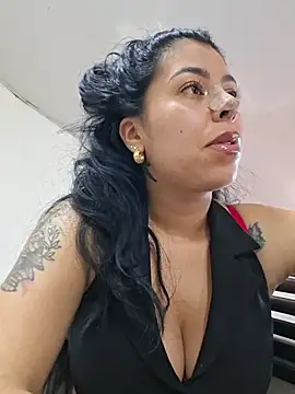 دردشة Luianna الجنسية المباشرة
