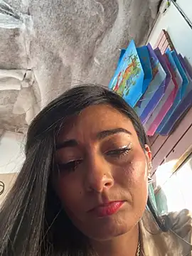 IsabellaMariet Chat XXX in diretta