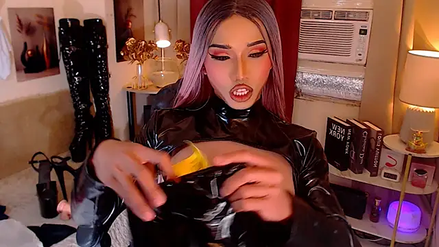 KYLINE_WIILLS – Naživo XXX chat
