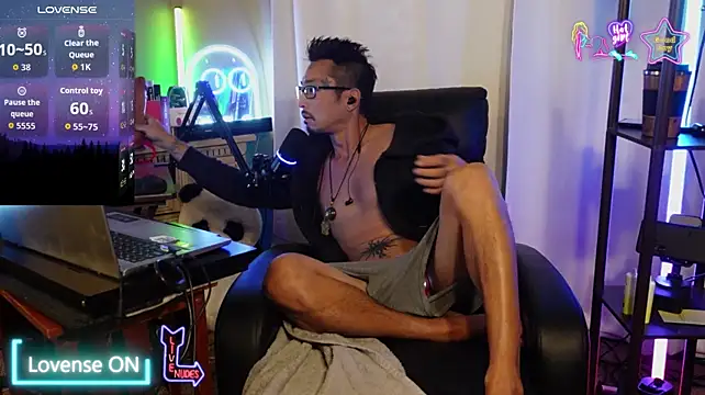 Chat XXX en directo de Ghost11_11