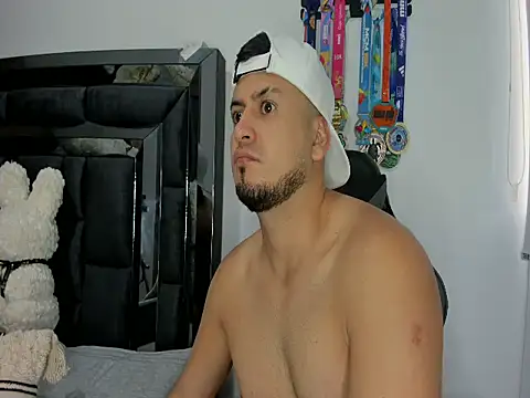 TomasEvenson Live XXX-chat