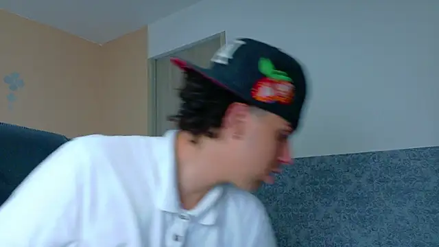 צ'אט XXX בשידור חי של Twister_Lennox